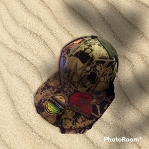 No fear fitted cap